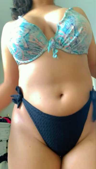 Come swimming with me