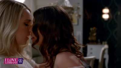 Niki Koss (22) &amp;amp; Katelyn Tarver (25) - "Famous In Love" - (s01e10) - *AI ENHANCED*