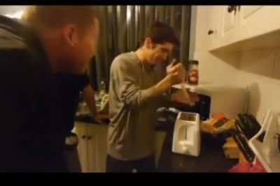Let&rsquo;s stab a toaster!