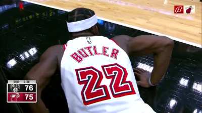 [Highlight] Jimmy Butler with maybe the hustle play of the year
