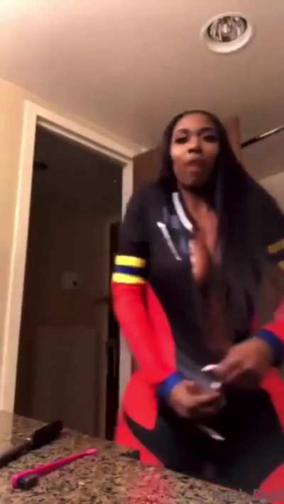 Live nipslip 