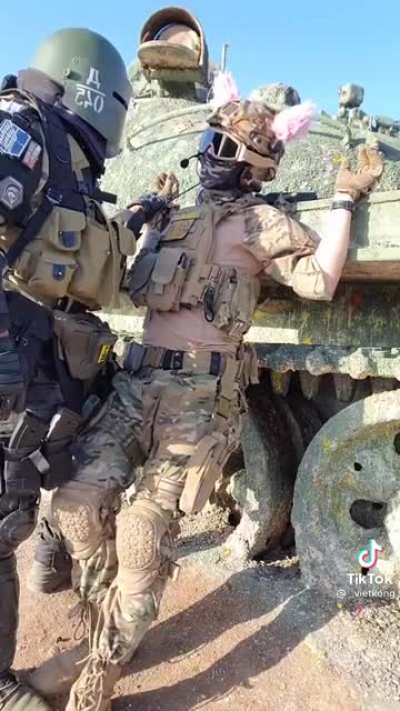 Ah yes airsoft tiktok