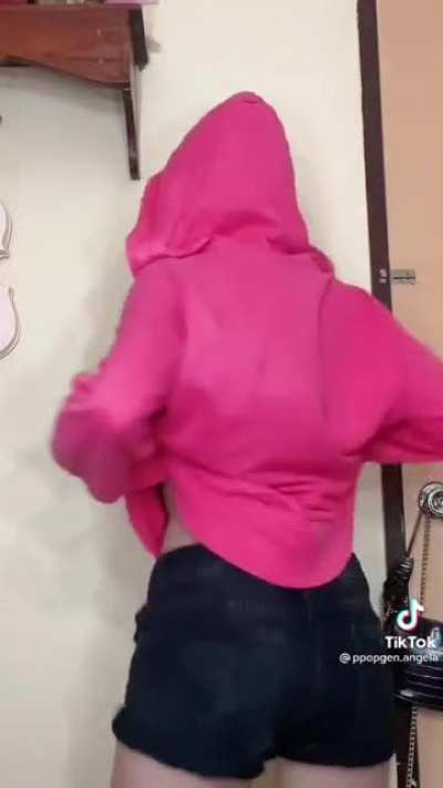 Angela Muhi (@ppopgen.angela) [Tiktok]