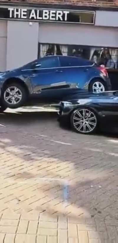 Hit and run driver escapes scene with the help of a "Hero"
