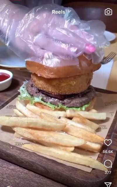 That&rsquo;s a cheesy burger!