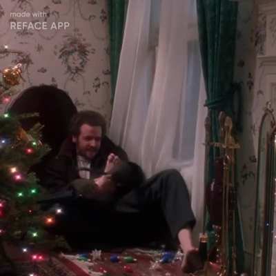Home alone cast with felix and Se&agrave;n