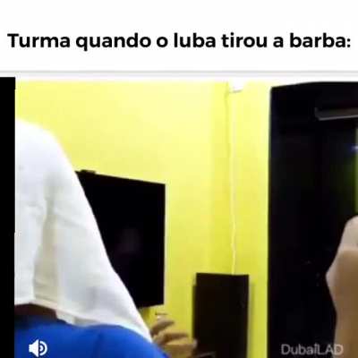 Talvez eu esteja atrasada mas, quando vi esse vídeo sobre a reação de um bebê ao ver que seu pai tirou a barba me lembrei da turma (o vídeo não tem som)