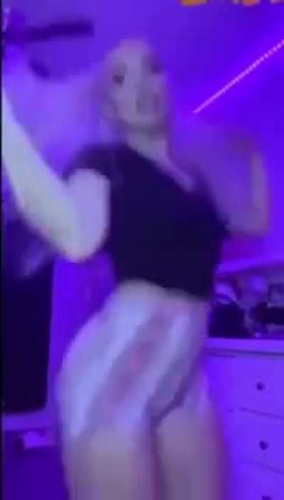 tiktokthots - Video #2505