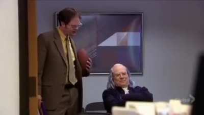 Dwight trying to expose a "probably" false Ben Franklin - The Office