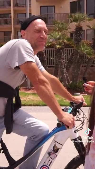 Is this the "missing" Kayaker?!