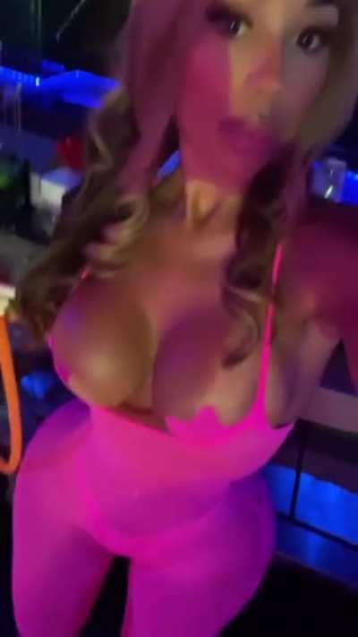 pinky love
