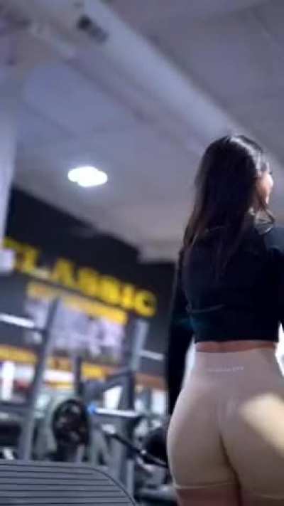Imagine being her post-workout “cardio” buddy. What would you do?