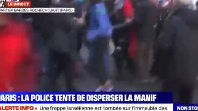 People in Paris wanted to show solidarity with Palestinians. The demonstration hasn't started yet the police is already repressing it.