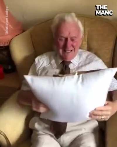 After noticing that Kent slept with a picture of his late wife every night, one of the carers at Thristleton Lodge presented him with this incredible gift...