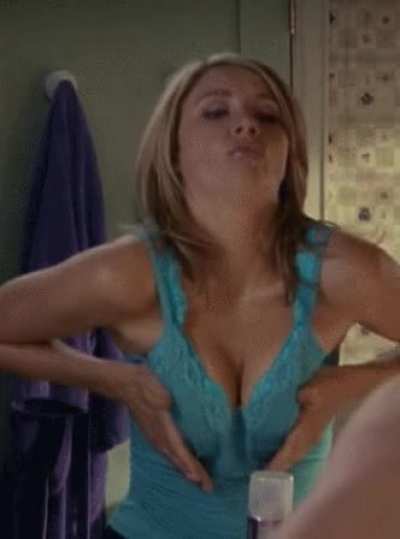 Sarah Chalke