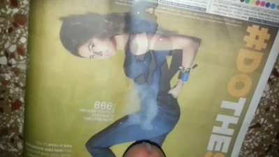 KATRINA KAIF(Thick huge💦<wbr>💦💦) CUM TRIBUTE. Credit goes to #dothefap