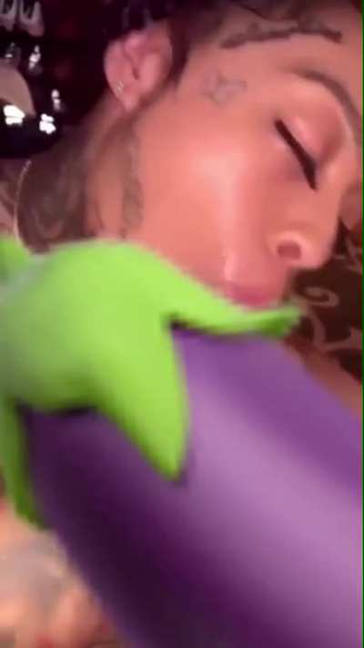 Lol , talk all the shit you want to, ain&rsquo;t nothing free in the world, be lucky I&rsquo;m only charging 5$ for all her shit, while she charging 30$, broke ass niggas, gimme 5 for the video and 10 if you want the full onlyfans, need prove? Text me