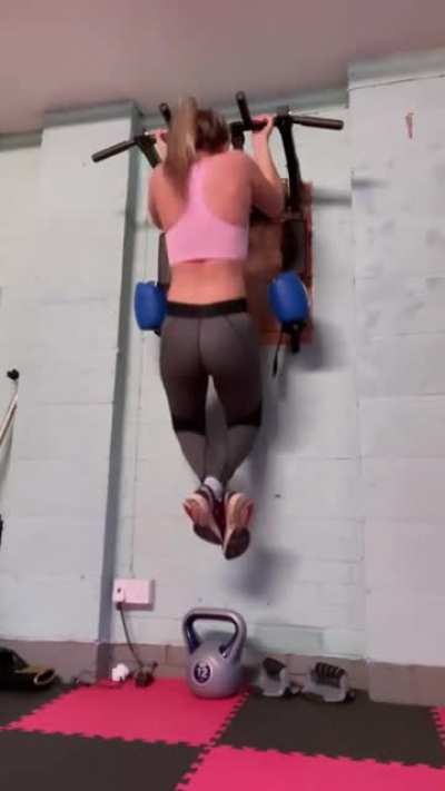 Laura Tott