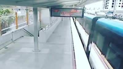 Next train goes to...