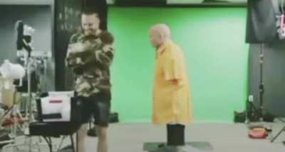 Pretty sure it was staged, still hilarious though.