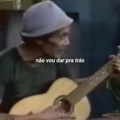 Não boi ben. Não vá ao galinheiro sozinho 😭😭😭