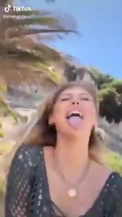 She&rsquo;s getting dirtier 🥵 (Sound On)