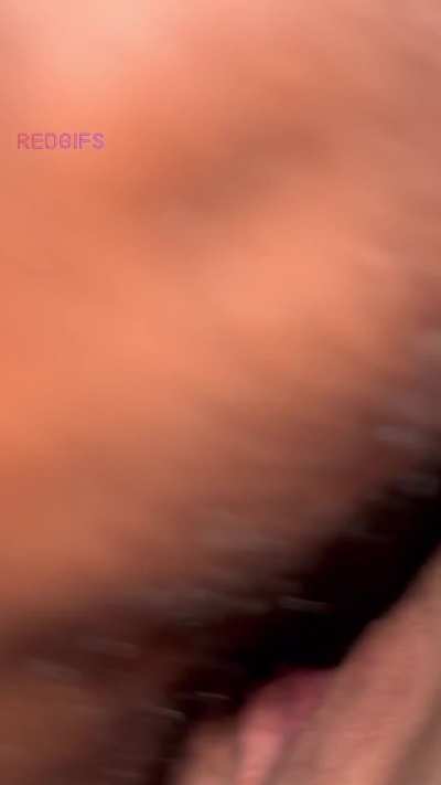 Last night I fucked the biggest bbc I&rsquo;ve ever had  . . I need him to creampie me next time ! (Sound is on) 