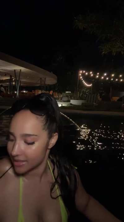 👀👀👀👀