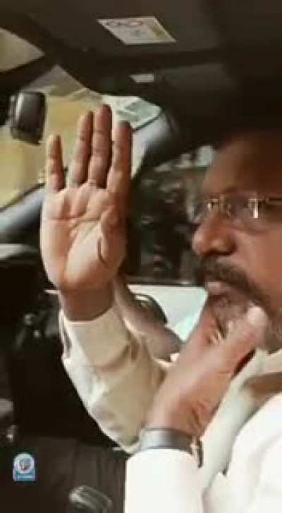Hard to see pakutharivu Pagalavan like this. Disclaimer:This may trigger many