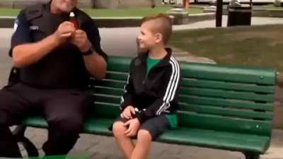 Kid learns about pepper spray the hard way