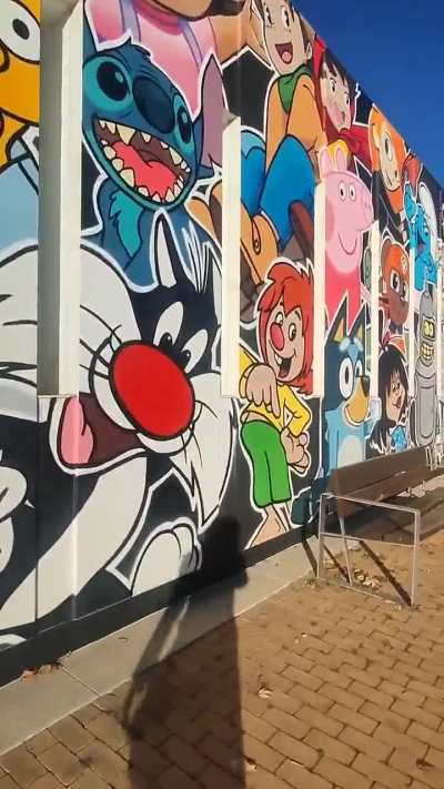 La infancia de muchas generaciones en este mural en Le&oacute;n (Espa&ntilde;a)