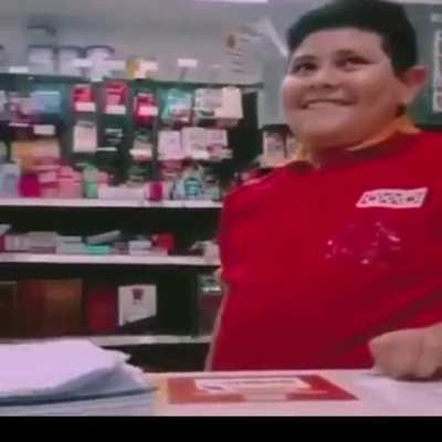 Need help to find the sax music in the end. Just know the name of the meme, Ni&ntilde;o from del Oxxo, but cab't find this edit on Youtube. Help please.