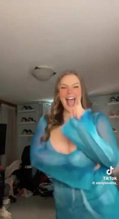 @emilysmallss_
