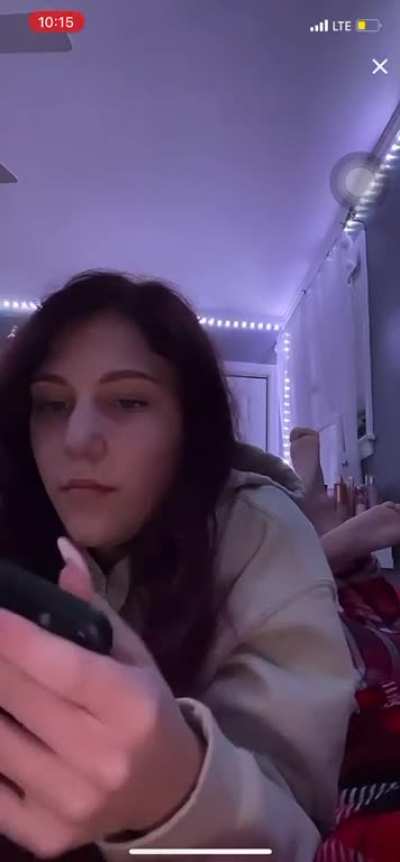 @itzz.kirrr she&rsquo;s 18 😍 I also have a FaceTime call from her with her soles &amp; white toes 🤤🤤
