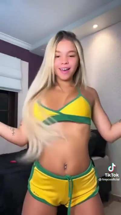 Balan&ccedil;a esses peit&atilde;o Thallita Treyce