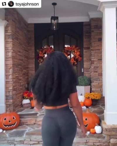 Toya Johnson 
