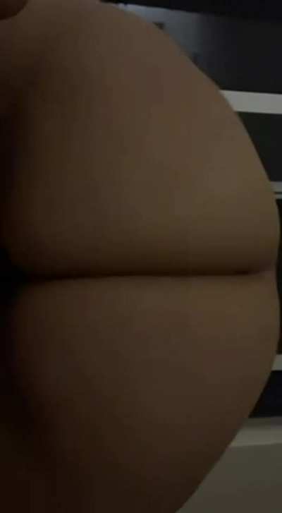 Shoot up your load all over my fat ass