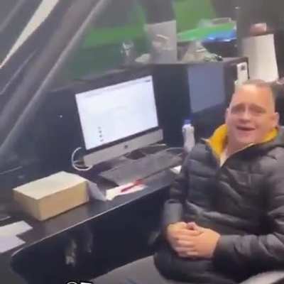 That's a Sexy Car you got there, mate!