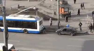 Што происходет