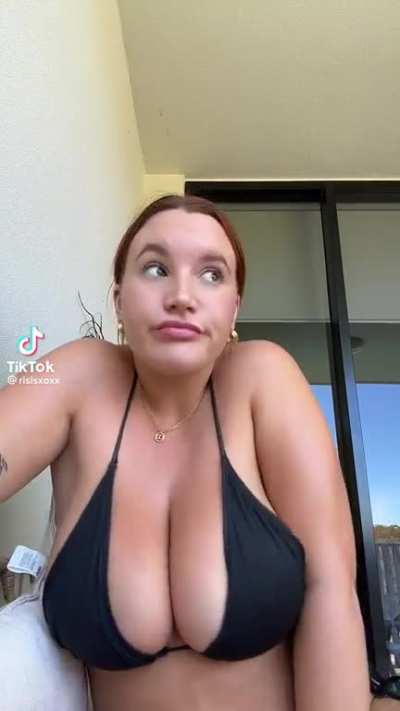 risisxoxx