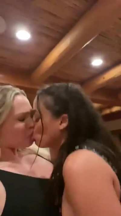 A porn GIF by bobybobjoe