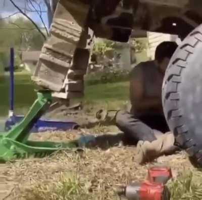 Hell to the naw
