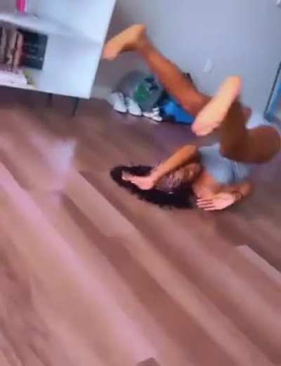 😮