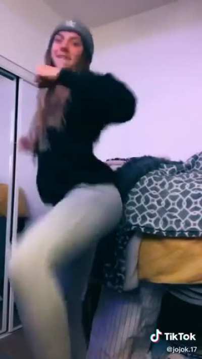 TikTok: jojok.17