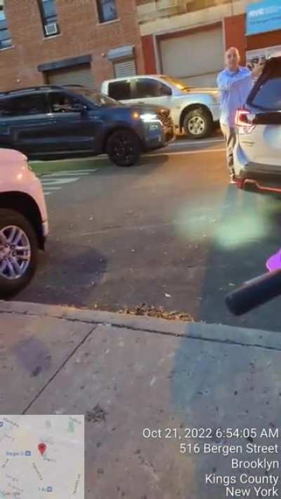 Dude wont let NYPD officer illegally park on the sidewalk