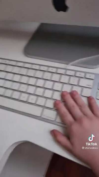 Troleo ni&ntilde;o