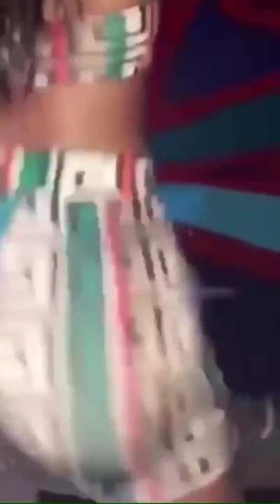 😱