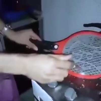 Raqueta multiusos