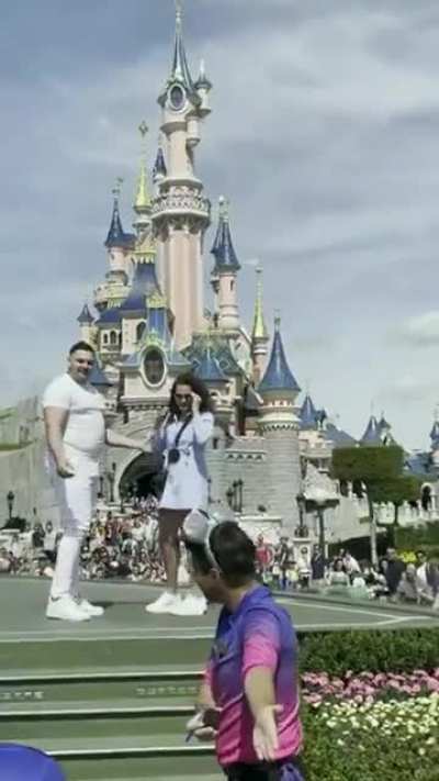 Wedding proposal at restricted zone gets "ruined" by Disney World employee