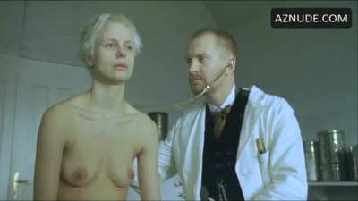 Opium-2007-kirsti stubo